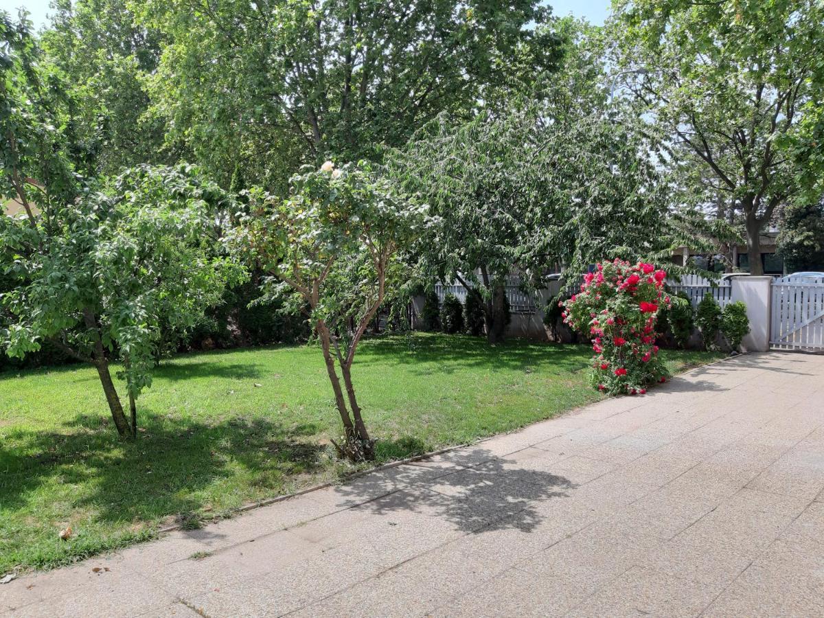 Eisenstadt Apartments Екстер'єр фото